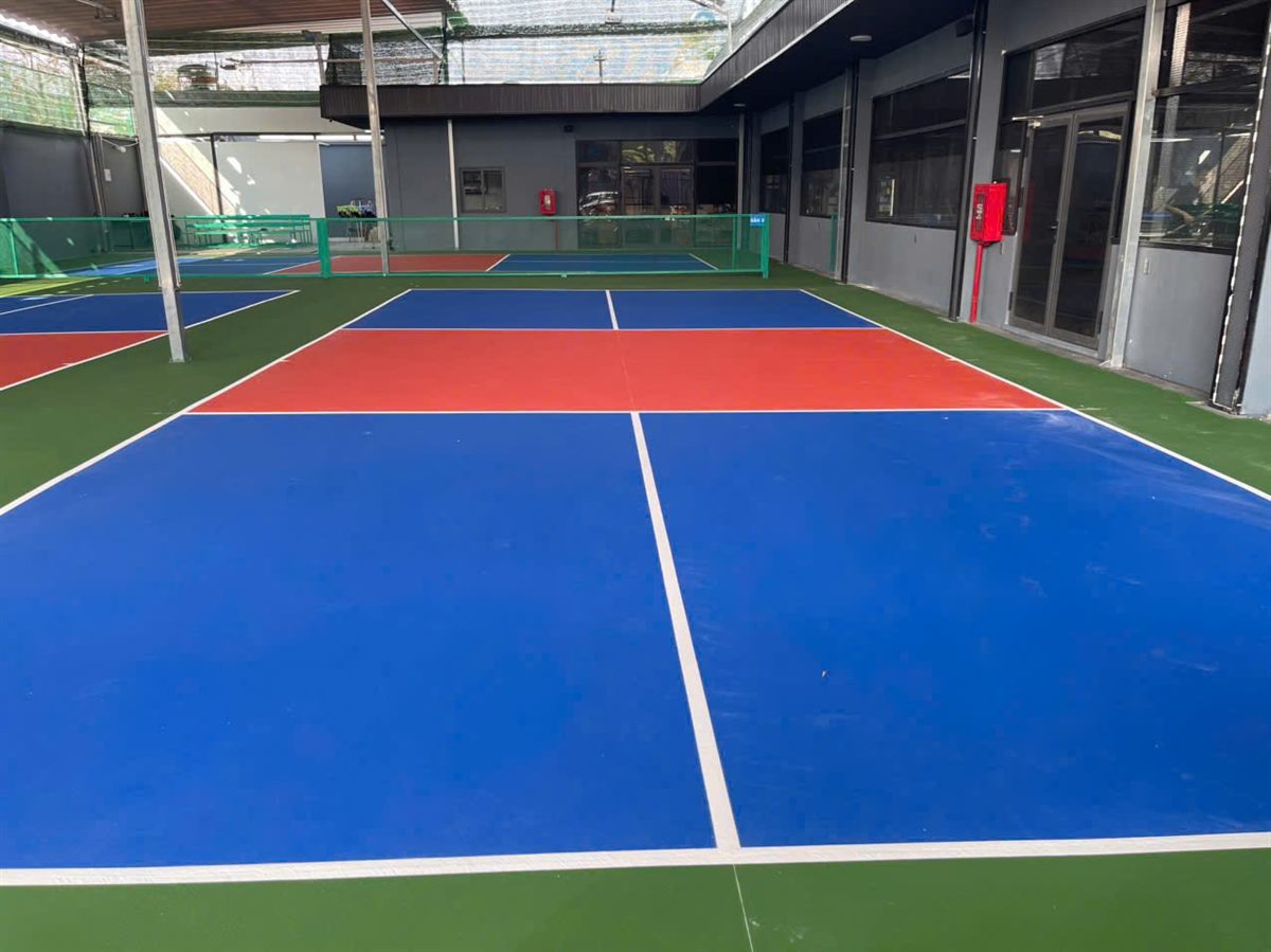 THI CÔNG SƠN SÂN PICKLEBALL GIA ĐÌNH
